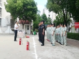 安农大学生公寓小区服务中心开展消防培训演练活动