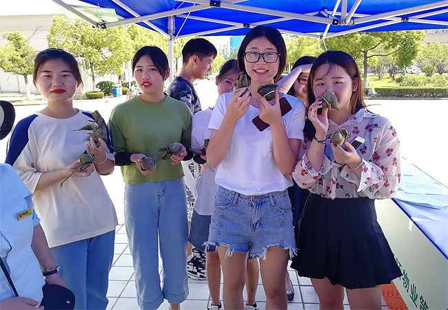 “品味端午，放‘粽’校园”系列活动之新闻出版学院篇(图2)