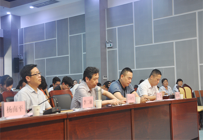 亲情管理,用心服务,莘莘学子的好妈妈(图2) 亲情管理,用心服务,莘莘学子的好妈妈(图2)