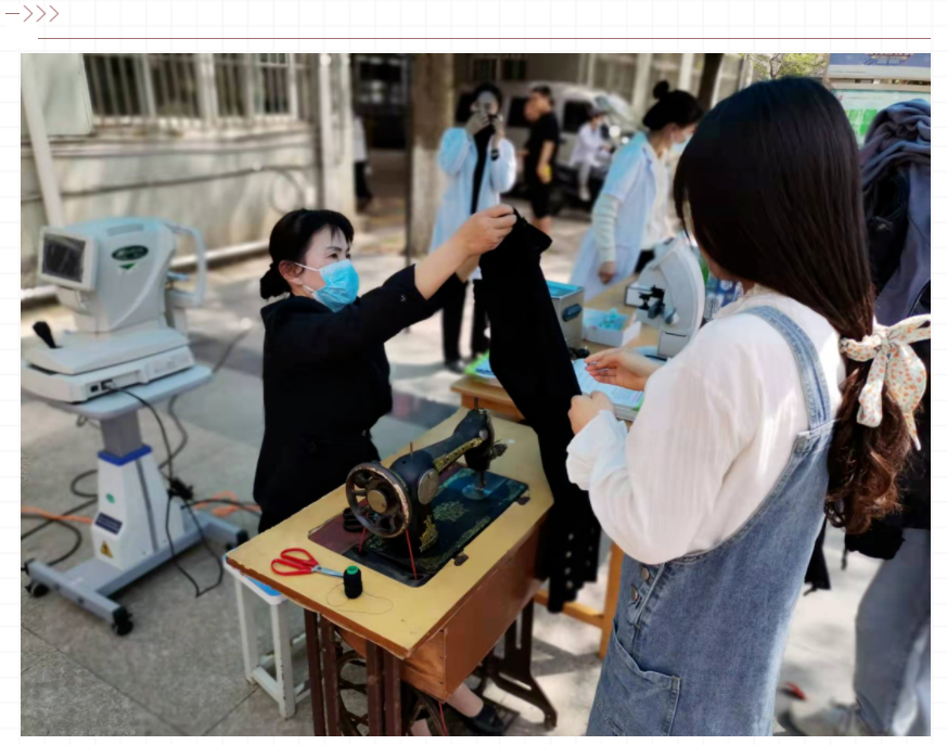 疫情无情人有情 便民服务暖人心 ——阡陌物业安徽商贸职业技术学院项目服务中心开展“便民服务日”校园公益活动(图2)